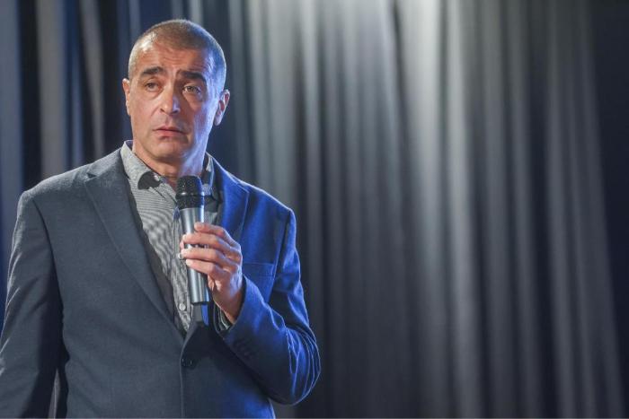 Izazovi i opasnosti estetske kirurgije nosa doc. dr. sc. prim. Marko Velimir Grgic, dr. med