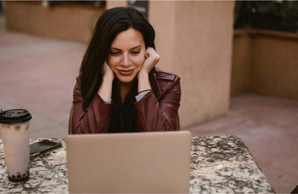 „Vrijeme za mene“ – online klub podrške za žene 40+ online klub podrske za zene 40+