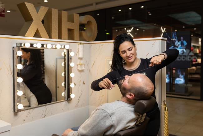 Vedrana Tomic CHIX threading bar.