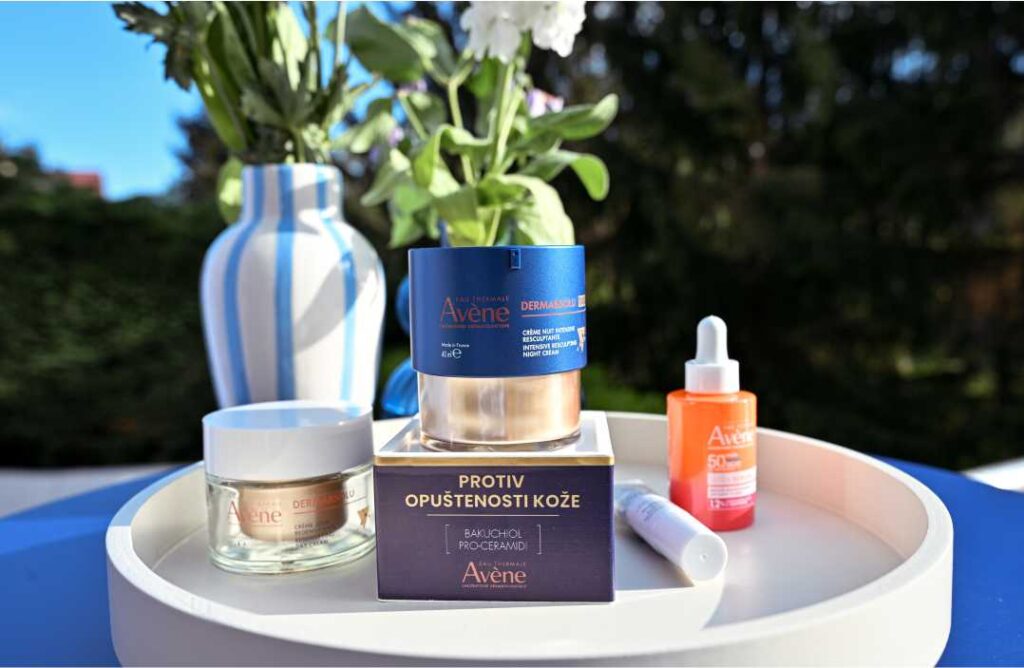Avène anti-age rutina: DermAbsolu krema za učinkovito redefiniranje kontura lica s Bakuchiolom i Ultra Fluid SPF 50+ serum.